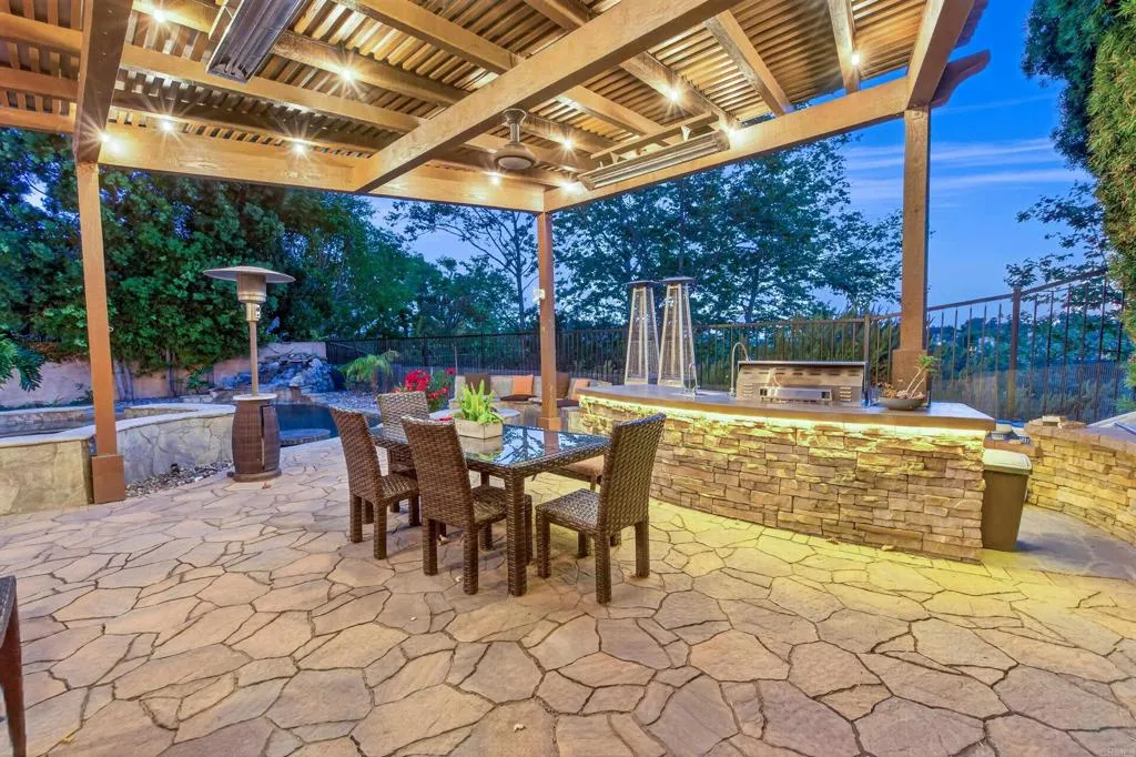 https://cdn.realtyfeed.com/cdn/127/306720106/6a168e3c2adef06f92c1f3f901622d0a.webp