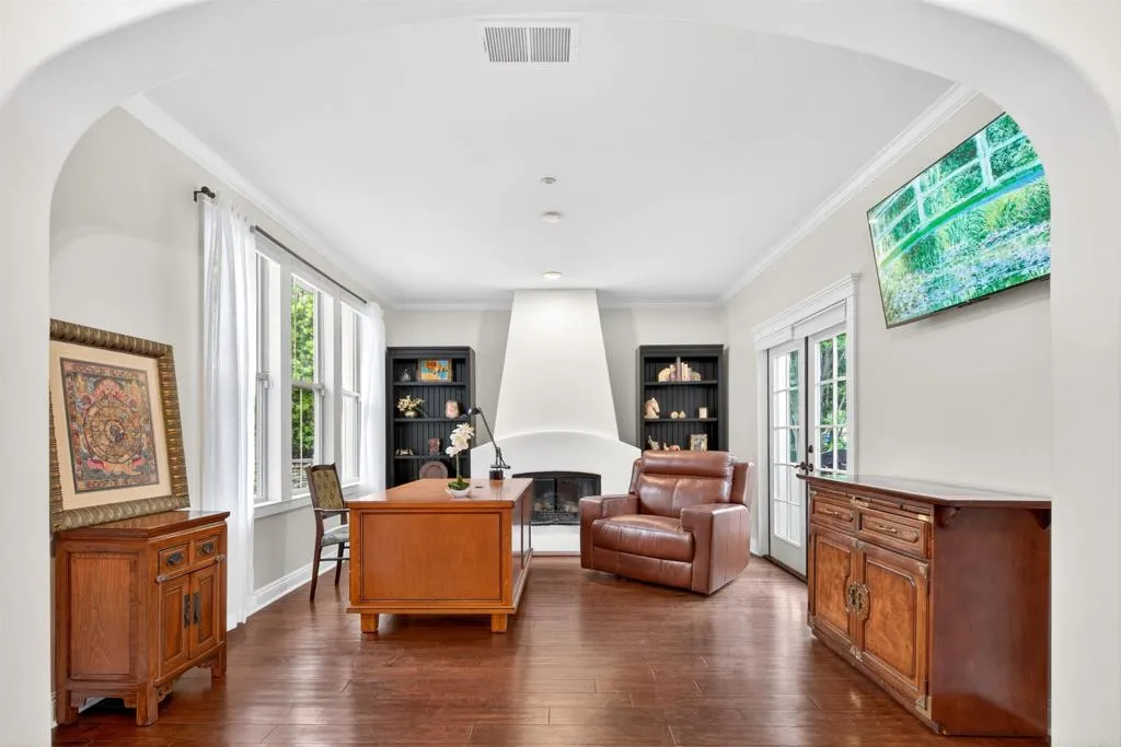 https://cdn.realtyfeed.com/cdn/127/306720106/6bf9773bd3c92ce49c9c796b8dcde5d4.webp
