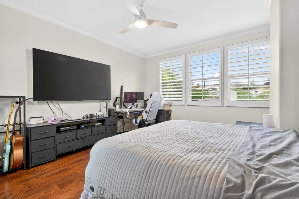 https://cdn.realtyfeed.com/cdn/127/306720106/baf34d5a3aebd01880231c045e1d2cd2.webp