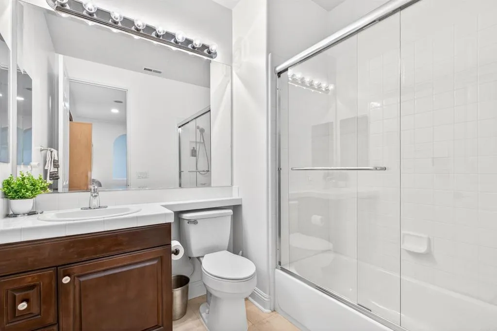 https://cdn.realtyfeed.com/cdn/127/306720106/f8c236dad044342cf41ee5d1c05935a5.webp