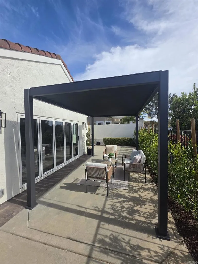 https://cdn.realtyfeed.com/cdn/127/306720142/4864e05032fbb36e136181aa93f8a434.webp
