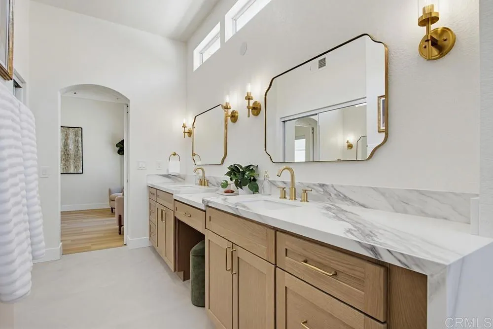 https://cdn.realtyfeed.com/cdn/127/306720142/52b6e943be9b29bf5205c33a37e96b6f.webp