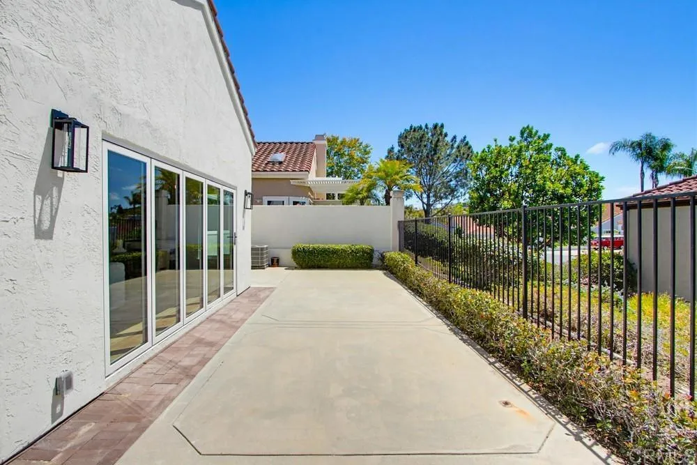 https://cdn.realtyfeed.com/cdn/127/306720142/93da20b8d173e640702aa7a831b156b9.webp