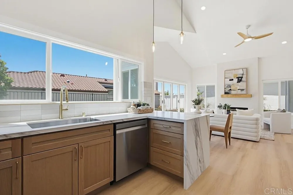 https://cdn.realtyfeed.com/cdn/127/306720142/b7b065bc550f0ef576ff643eab9a9699.webp