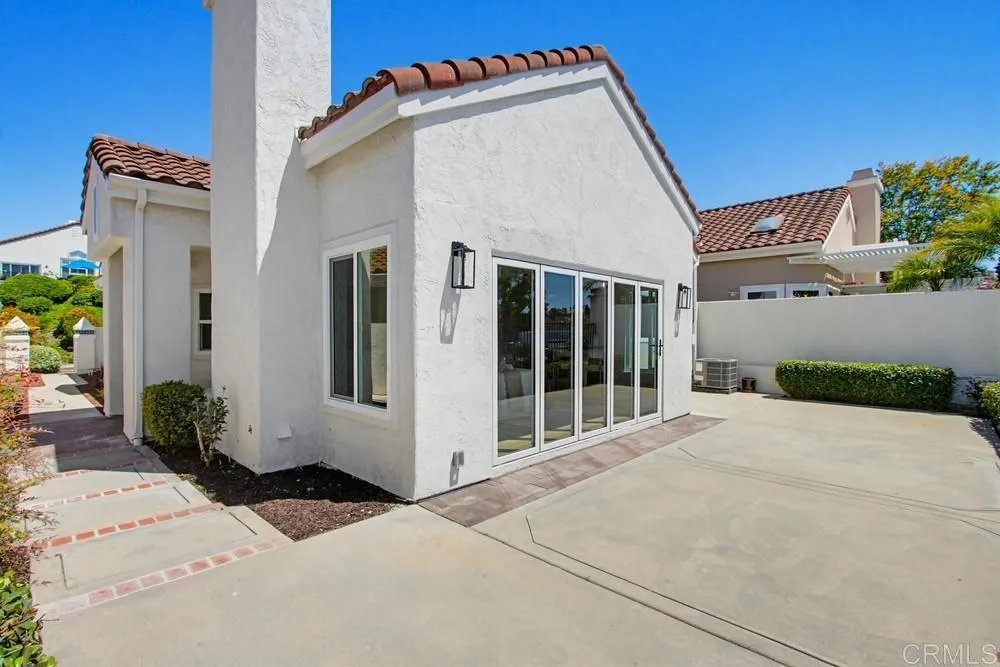 https://cdn.realtyfeed.com/cdn/127/306720142/bdc20385a9a61cc30c4edc7ae6f3c7ba.webp