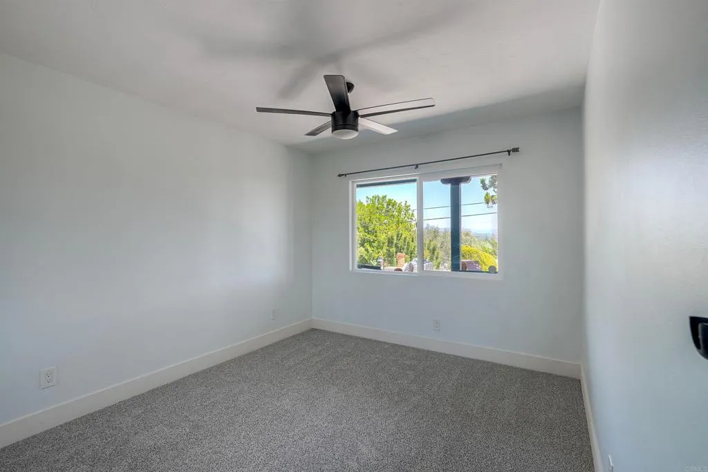 https://cdn.realtyfeed.com/cdn/127/306720146/ed299ea6a81ac9eb7d1b345931a24e6d.webp