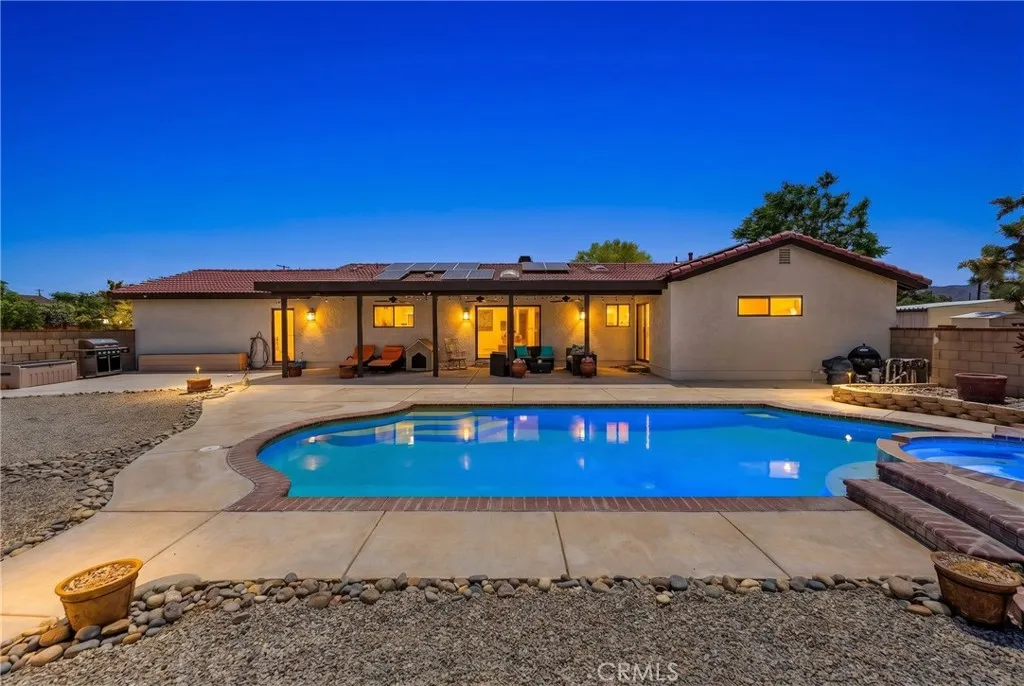 Lancaster, CA 93536