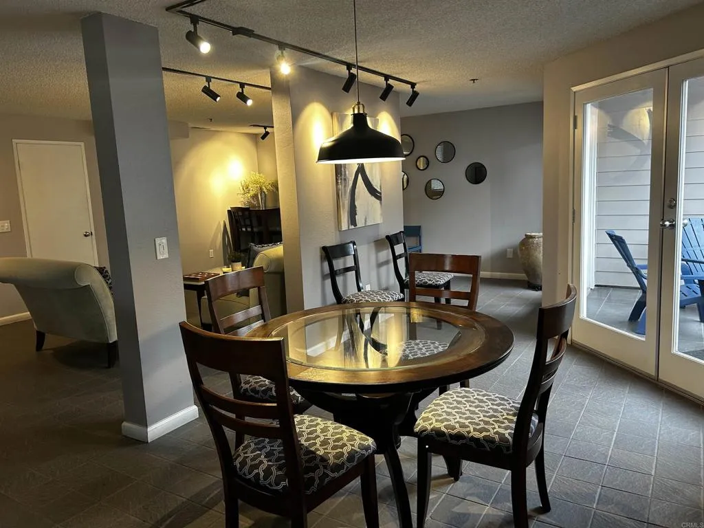 https://cdn.realtyfeed.com/cdn/127/306720150/39ef7dfa3647547d21140b71c3a35f2c.webp