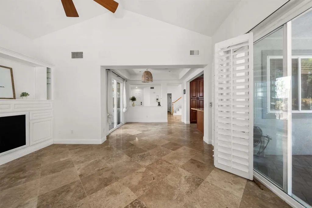 https://cdn.realtyfeed.com/cdn/127/306720154/3de747a265d972bec32029e2bd84899b.webp