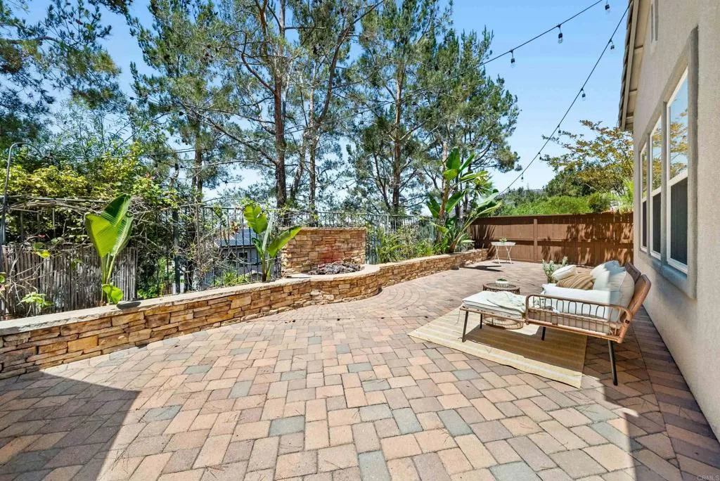 https://cdn.realtyfeed.com/cdn/127/306720154/824572007448099e4a1169c30b912cf7.webp