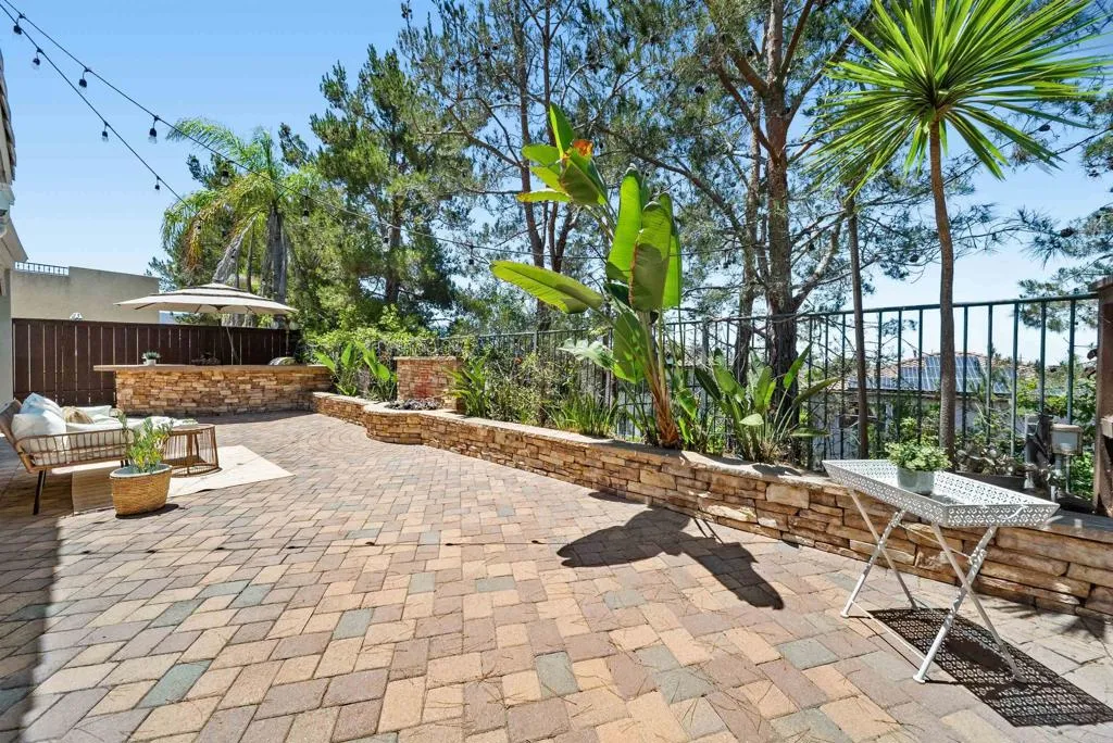 https://cdn.realtyfeed.com/cdn/127/306720154/c8d8670485898058cb96ae315b72a960.webp