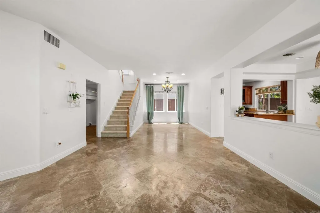 https://cdn.realtyfeed.com/cdn/127/306720154/e01bf8bbcedfca09658233ac30ad1ca1.webp