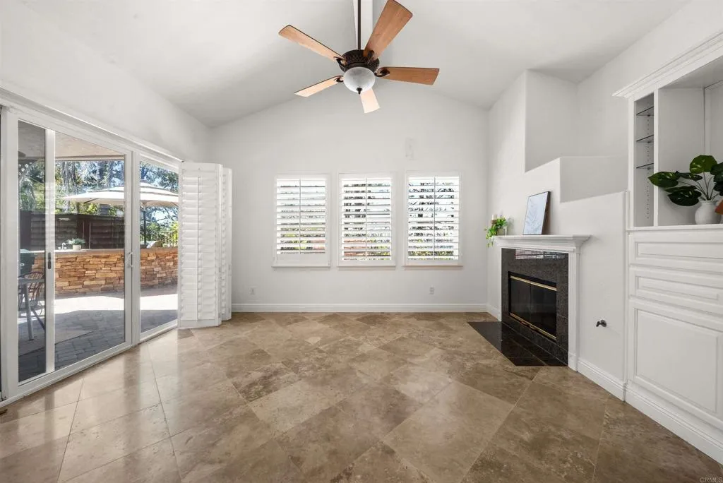 https://cdn.realtyfeed.com/cdn/127/306720154/ebcbc22dc4c06365ed0472c81a0daf4c.webp