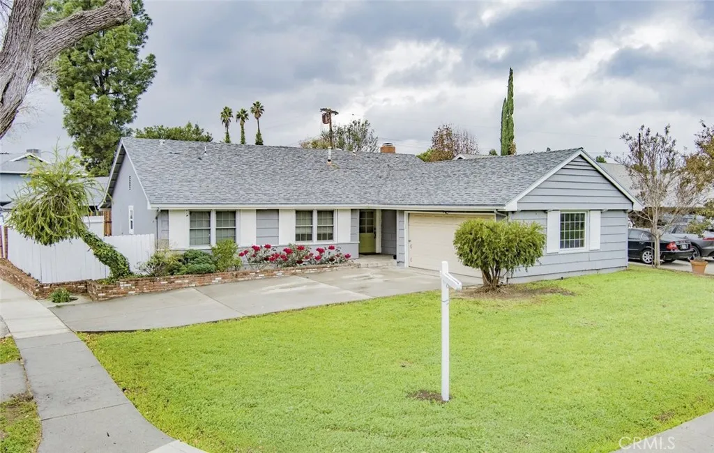 Canoga Park, CA 91303