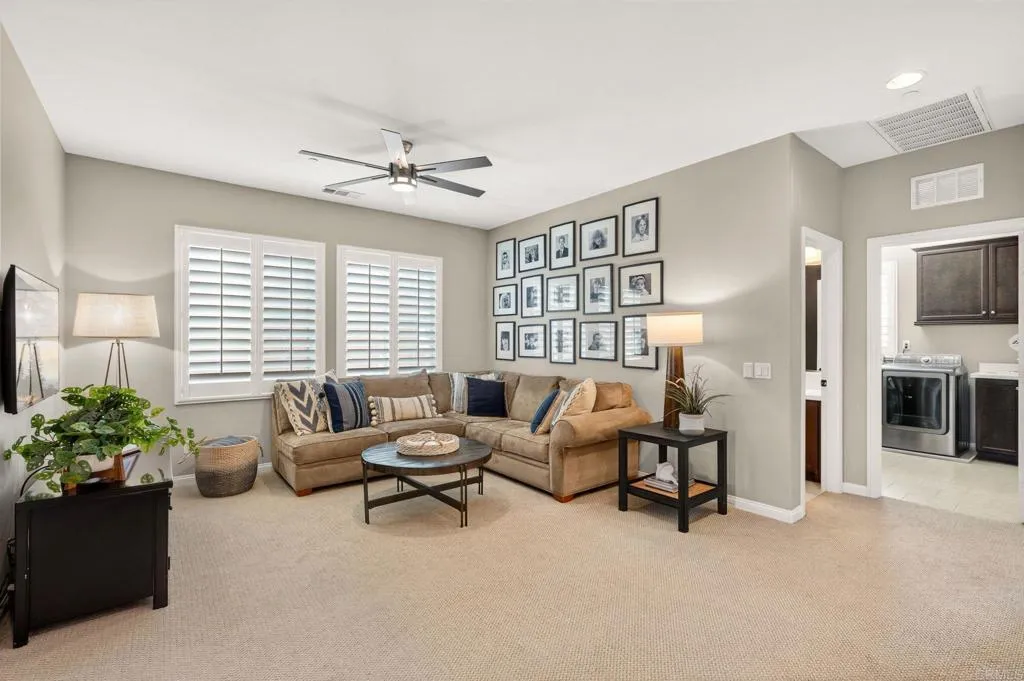 https://cdn.realtyfeed.com/cdn/127/306720261/6c2e61eff6810346b1743ba3a2b90b3d.webp