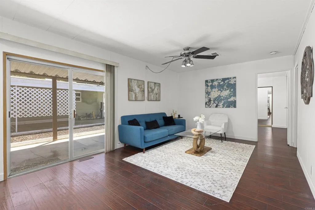 https://cdn.realtyfeed.com/cdn/127/306720313/6495fb5647685db4d03662f7cb1114d2.webp