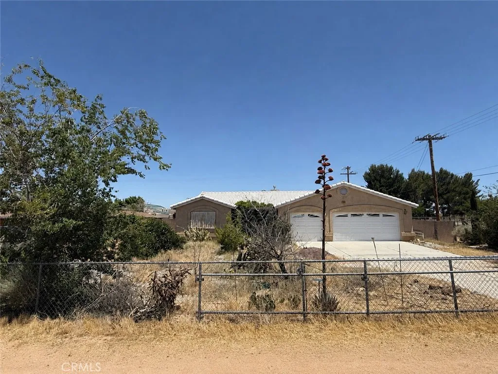 Apple Valley, CA 92307