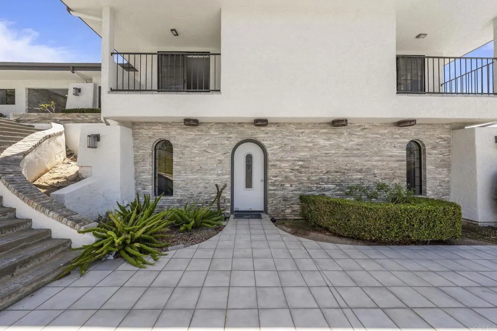 https://cdn.realtyfeed.com/cdn/127/306720332/0d0a24cbf13f0d9b97711147b08c7cd0.webp