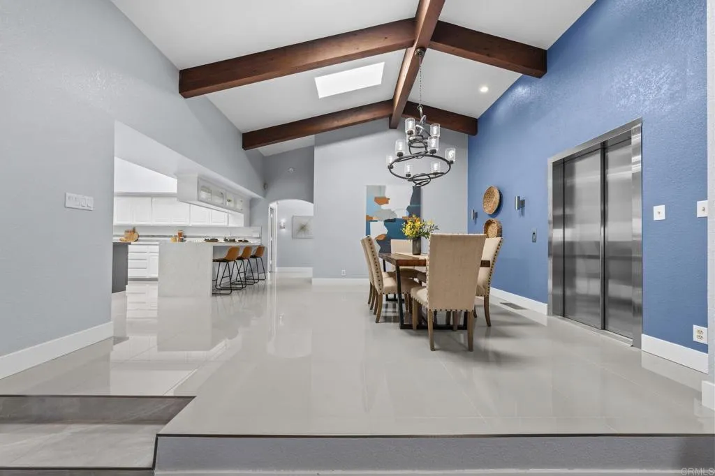 https://cdn.realtyfeed.com/cdn/127/306720332/0e5117f055b7aa801b8dca31192ff390.webp