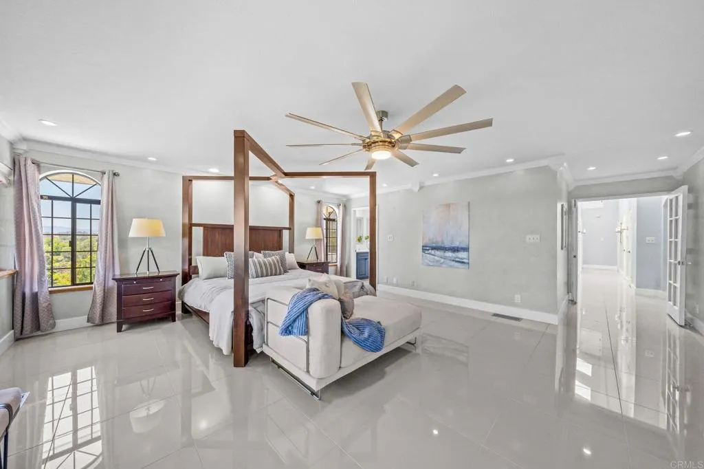https://cdn.realtyfeed.com/cdn/127/306720332/5ff44748c21cc43c4ddc5f0a184c592d.webp