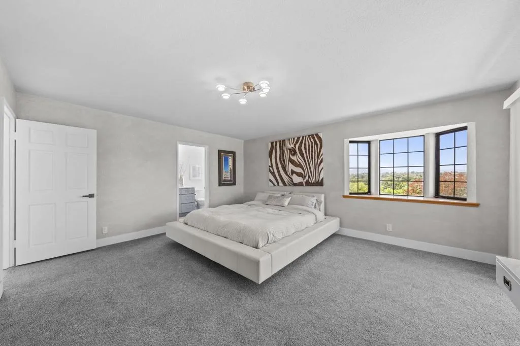 https://cdn.realtyfeed.com/cdn/127/306720332/6effc3956af4cf92b0bdfba88ba3d8da.webp