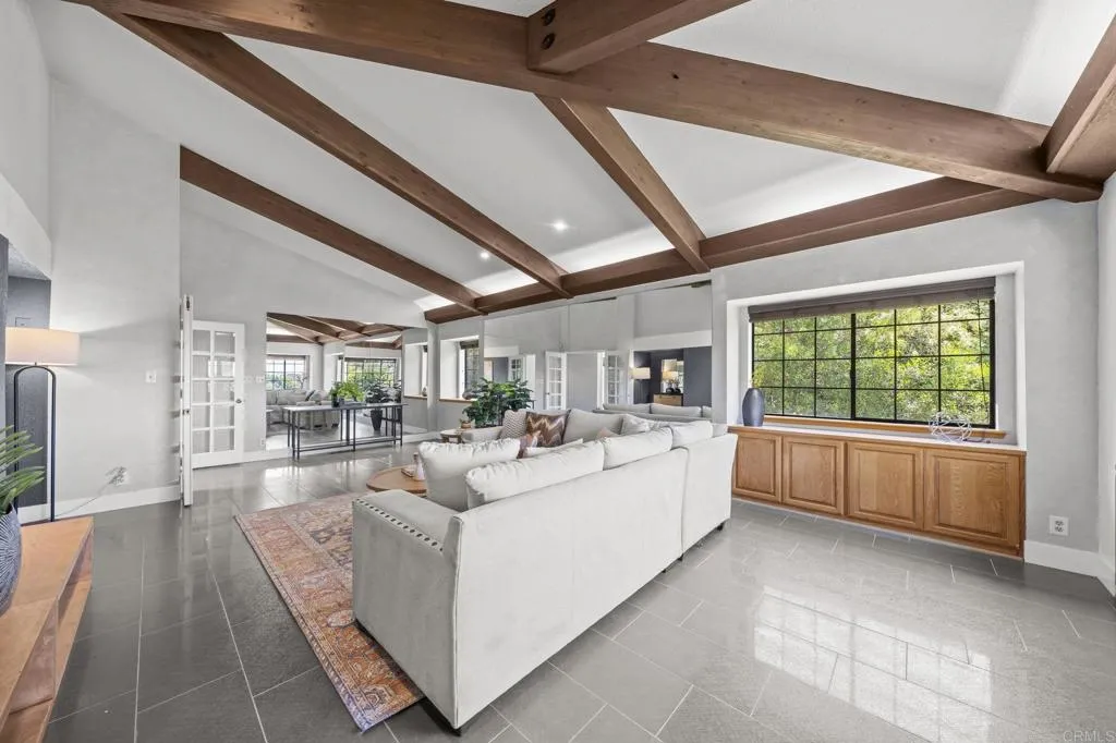 https://cdn.realtyfeed.com/cdn/127/306720332/856d426e878fcacbc76c96c664f5ca05.webp
