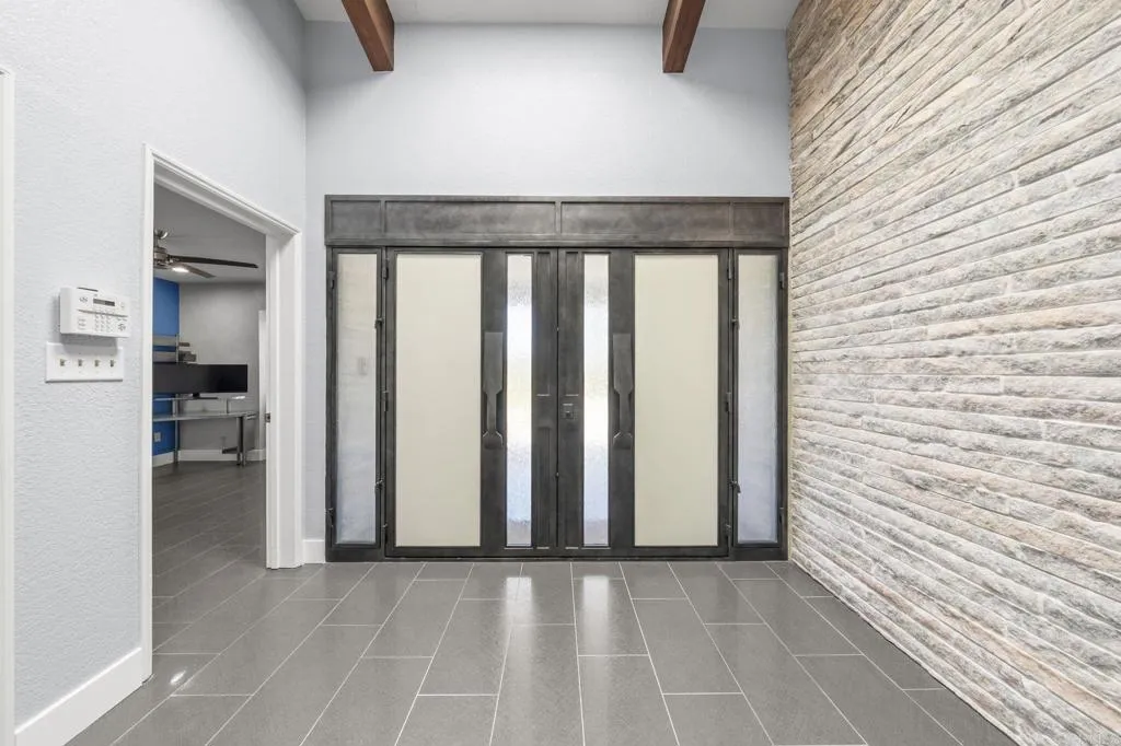 https://cdn.realtyfeed.com/cdn/127/306720332/b2b72a0cf411e6b0ecc9698b931df768.webp