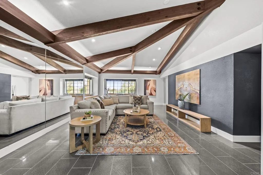 https://cdn.realtyfeed.com/cdn/127/306720332/c3ef216e45caf4e8f8ea1b6f9b87cdcc.webp