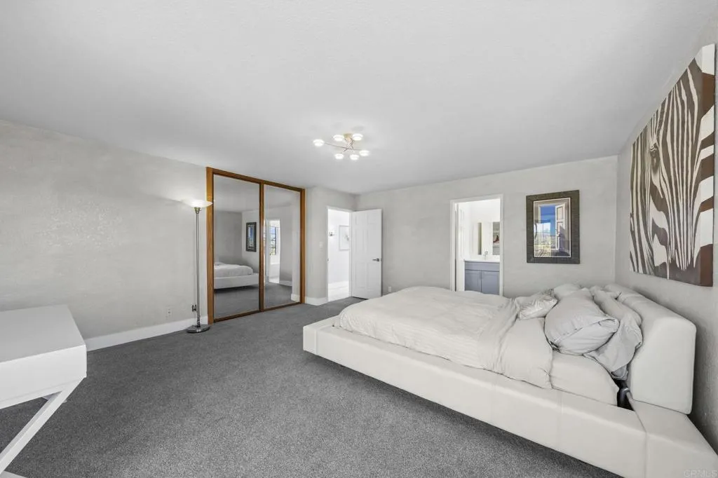 https://cdn.realtyfeed.com/cdn/127/306720332/ec75e00b322bc4e3c165da5a89f87c95.webp