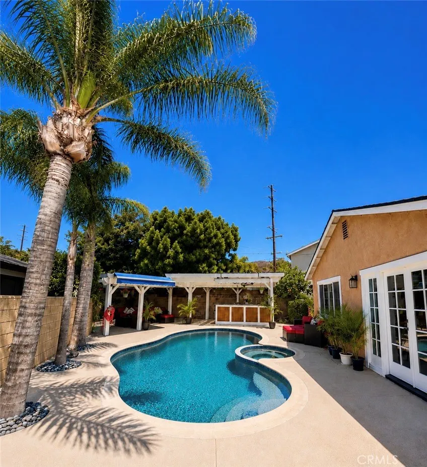 Saugus, CA 91350