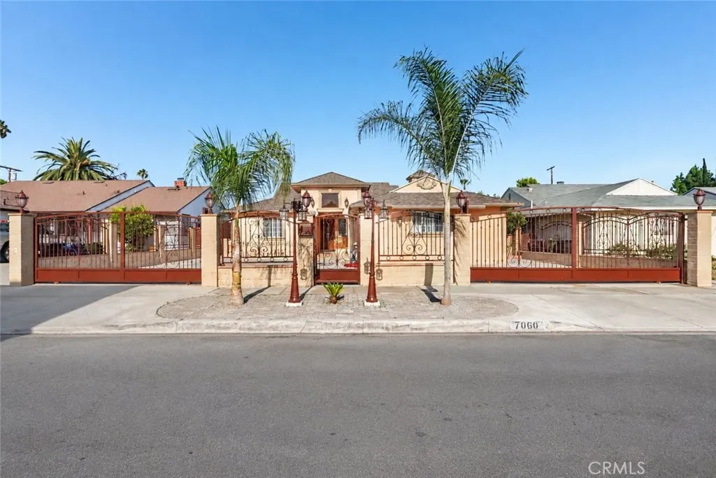 North Hollywood, CA 91605