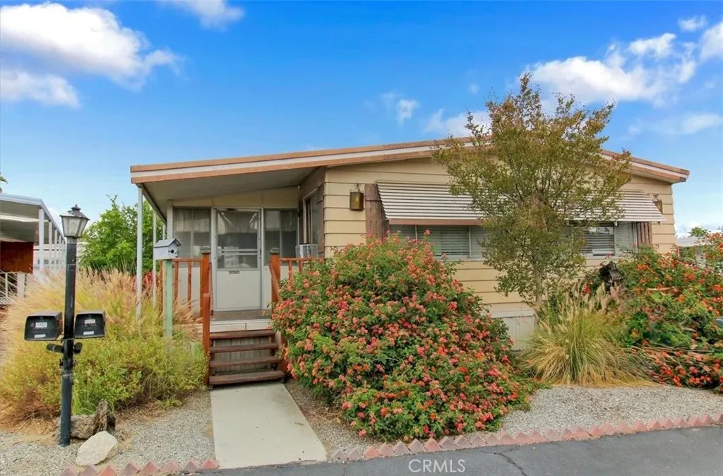 Hemet, CA 92543
