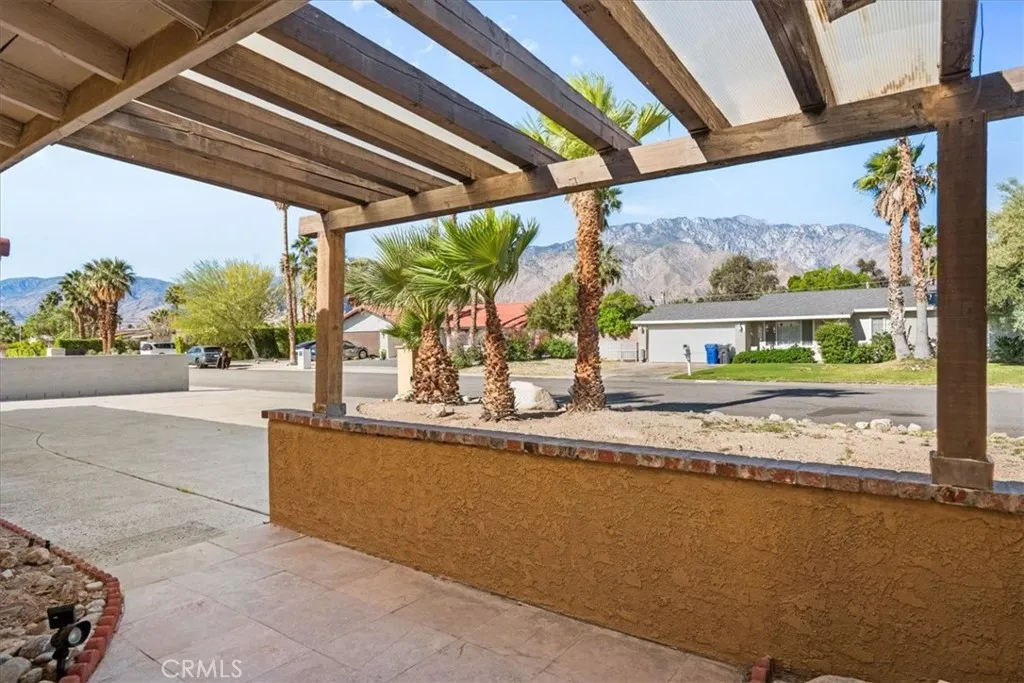 2330 N San Antonio, Palm Springs, CA 92262 - Photo 5 of 37, Palm Springs, CA