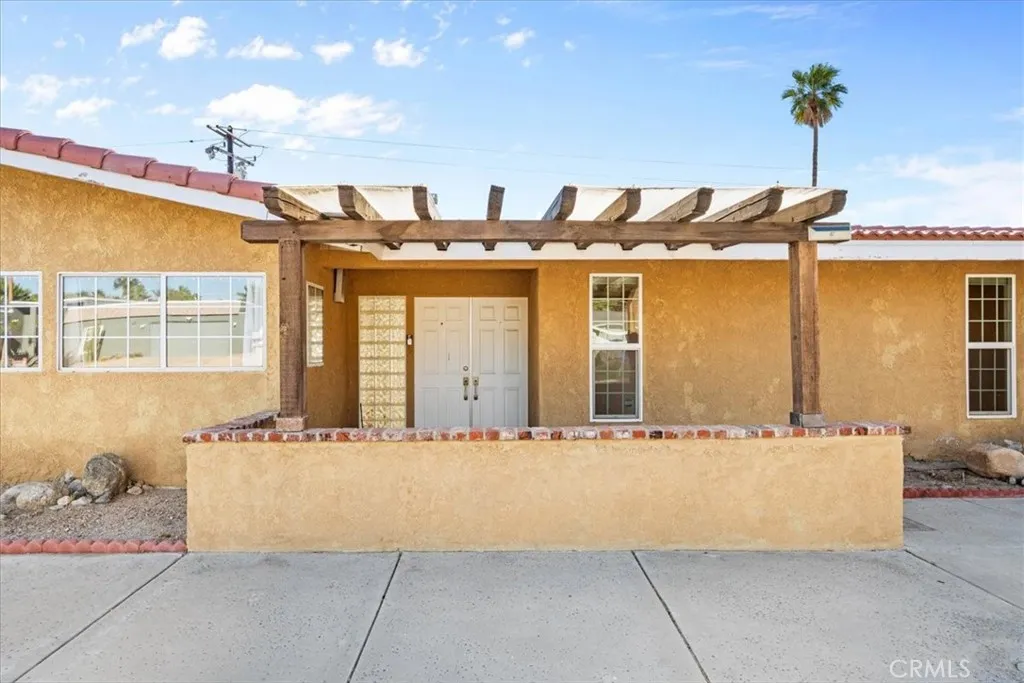 2330 N San Antonio, Palm Springs, CA 92262 - Photo 4 of 37, Palm Springs, CA