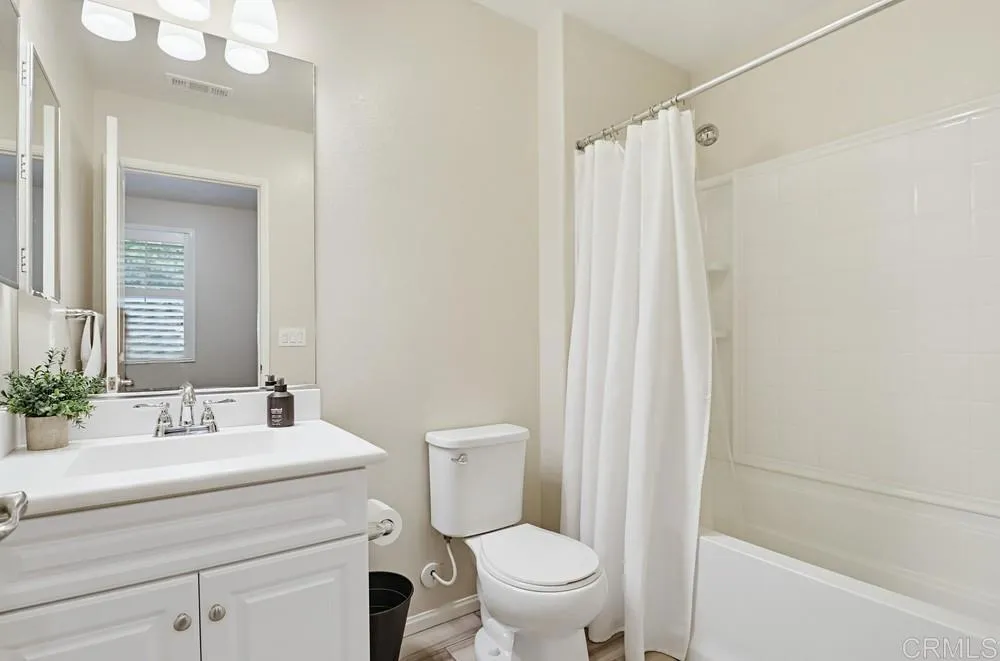 https://cdn.realtyfeed.com/cdn/127/306720517/4ebe338b7b05648f84872ca5083a66b9.webp