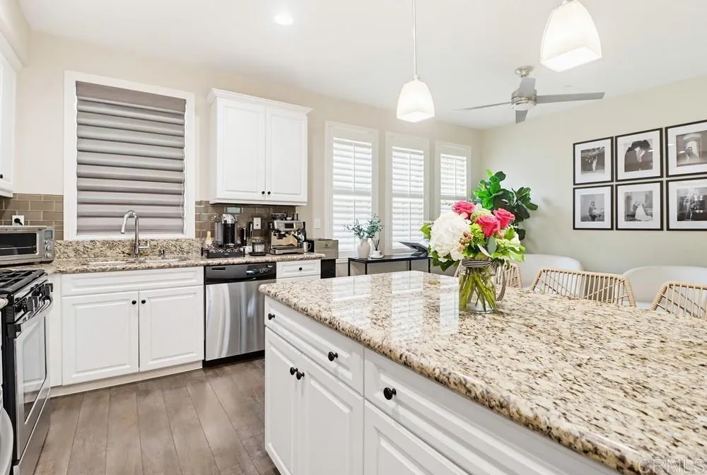 https://cdn.realtyfeed.com/cdn/127/306720517/6856f381bd8fbee9a374dbdc33e64451.webp
