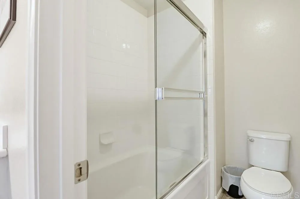 https://cdn.realtyfeed.com/cdn/127/306720517/a175ebe7794ad132f42ca69a60960019.webp