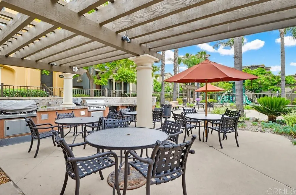 https://cdn.realtyfeed.com/cdn/127/306720517/a1db0ab3e2f91bbb92161b5dc8d94fe3.webp