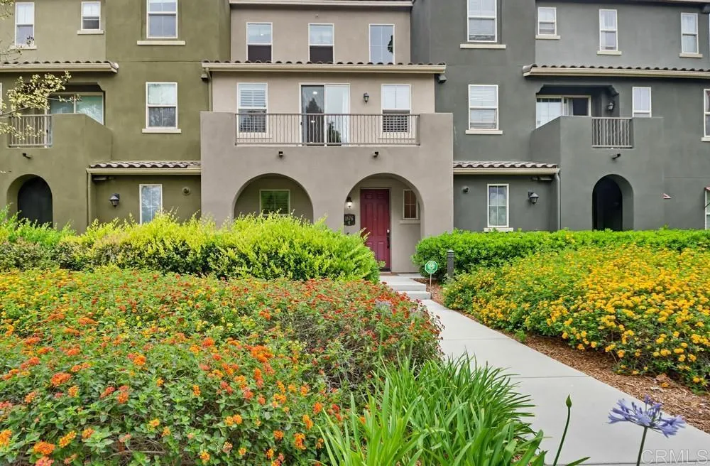 https://cdn.realtyfeed.com/cdn/127/306720517/ab3c19270c7a2b1074bda57cfaa2edeb.webp