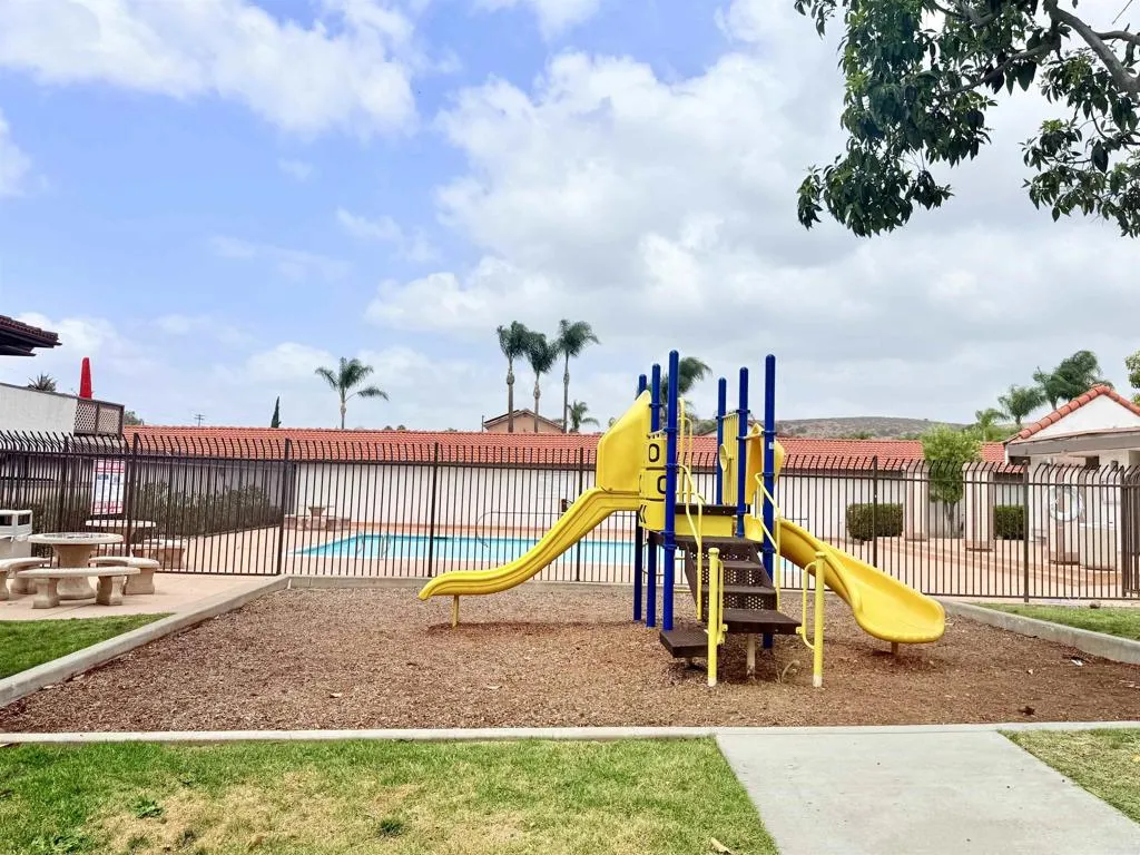 Santee, CA 92071