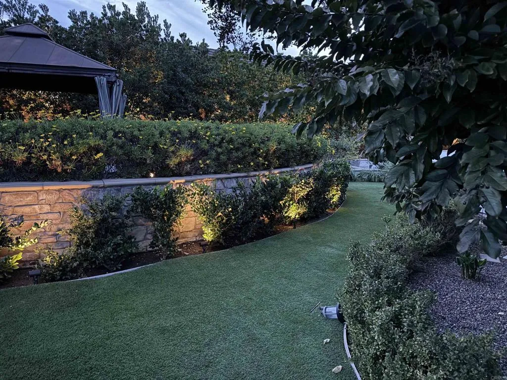 https://cdn.realtyfeed.com/cdn/127/306720602/78eb4805307f37463d82cce69c135102.webp