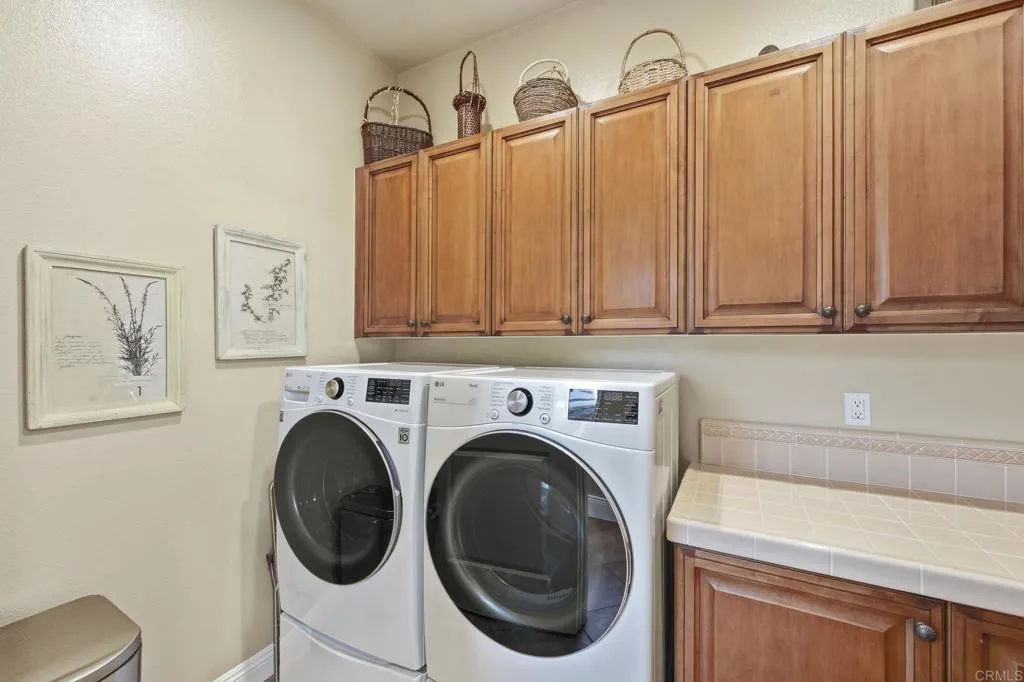 https://cdn.realtyfeed.com/cdn/127/306720602/d3fc7a25db268cc8f87826412d6a9560.webp