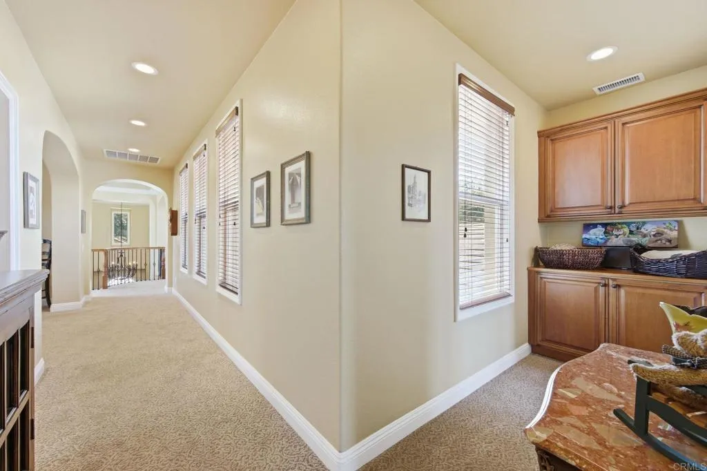 https://cdn.realtyfeed.com/cdn/127/306720602/e3570f4c790790ef125622262f753235.webp