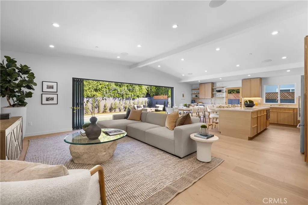 Encino, CA 91316