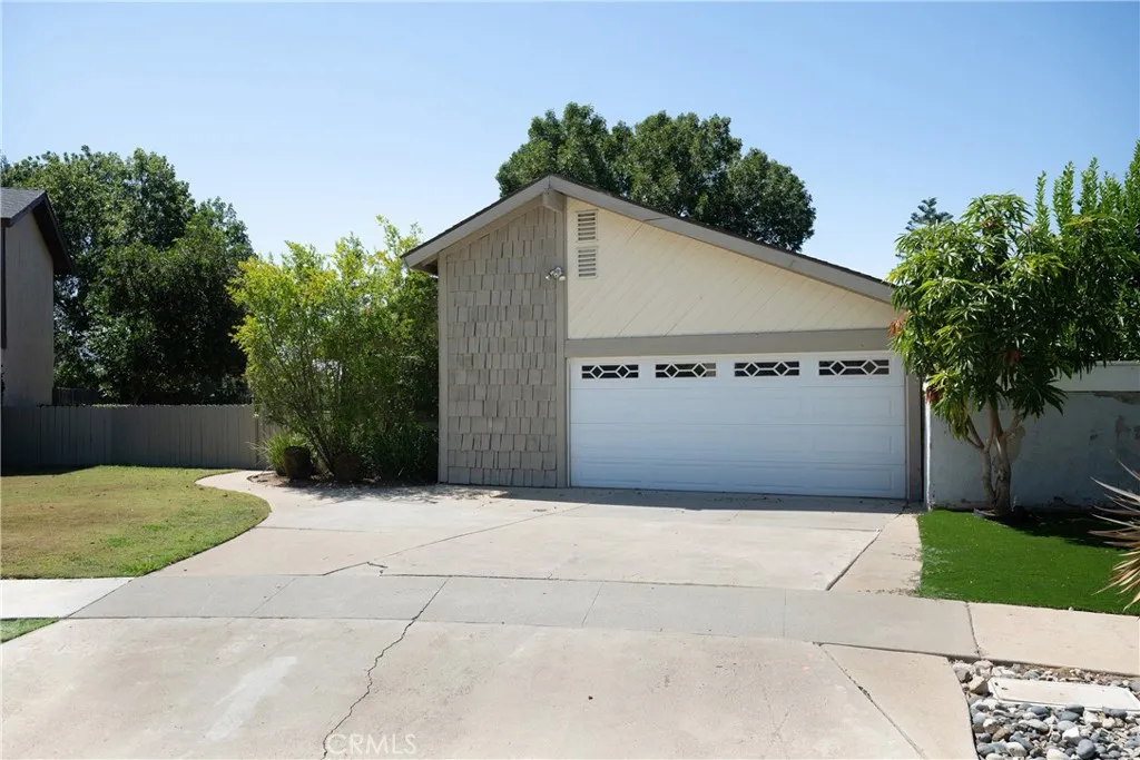 Corona, CA 92882