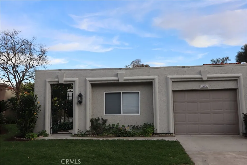 Laguna Woods, CA 92637