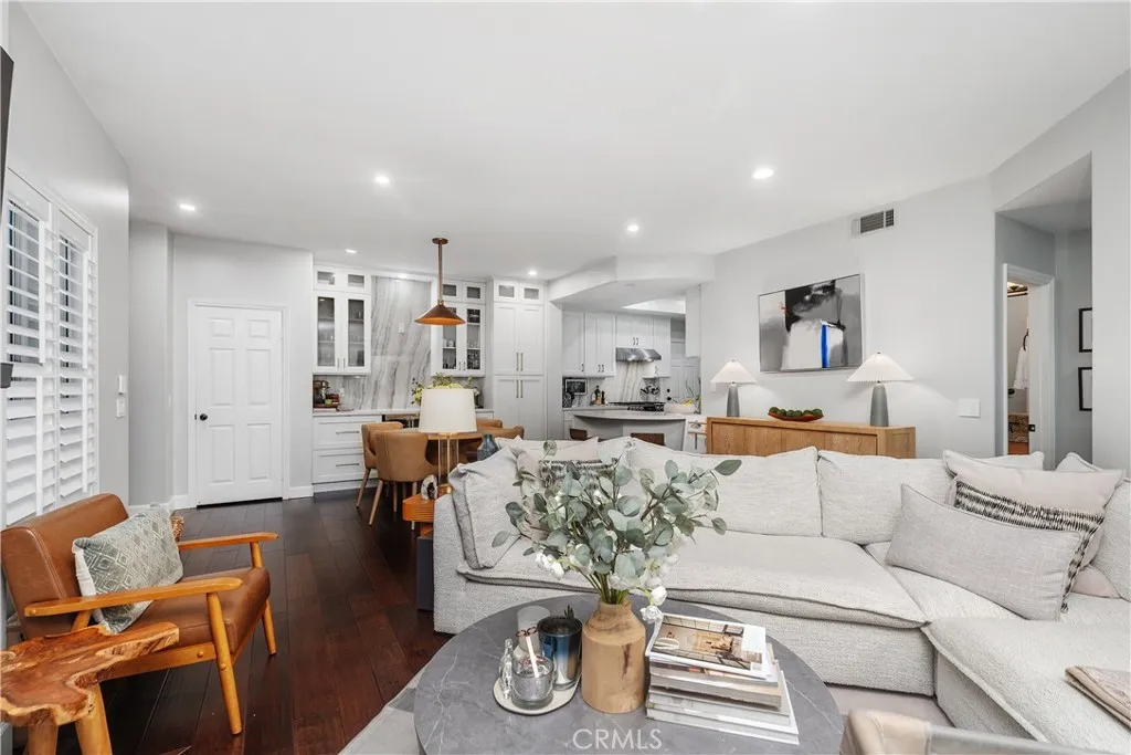 Newport Beach, CA 92660