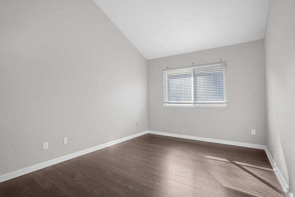 https://cdn.realtyfeed.com/cdn/127/306720673/2d4051a2ac72b67c1fd0b04c821738f6.webp