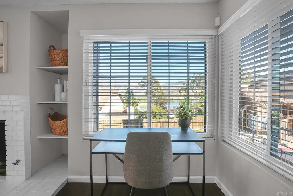 https://cdn.realtyfeed.com/cdn/127/306720673/6d993eecb15353bb4ad30024b1c585d7.webp