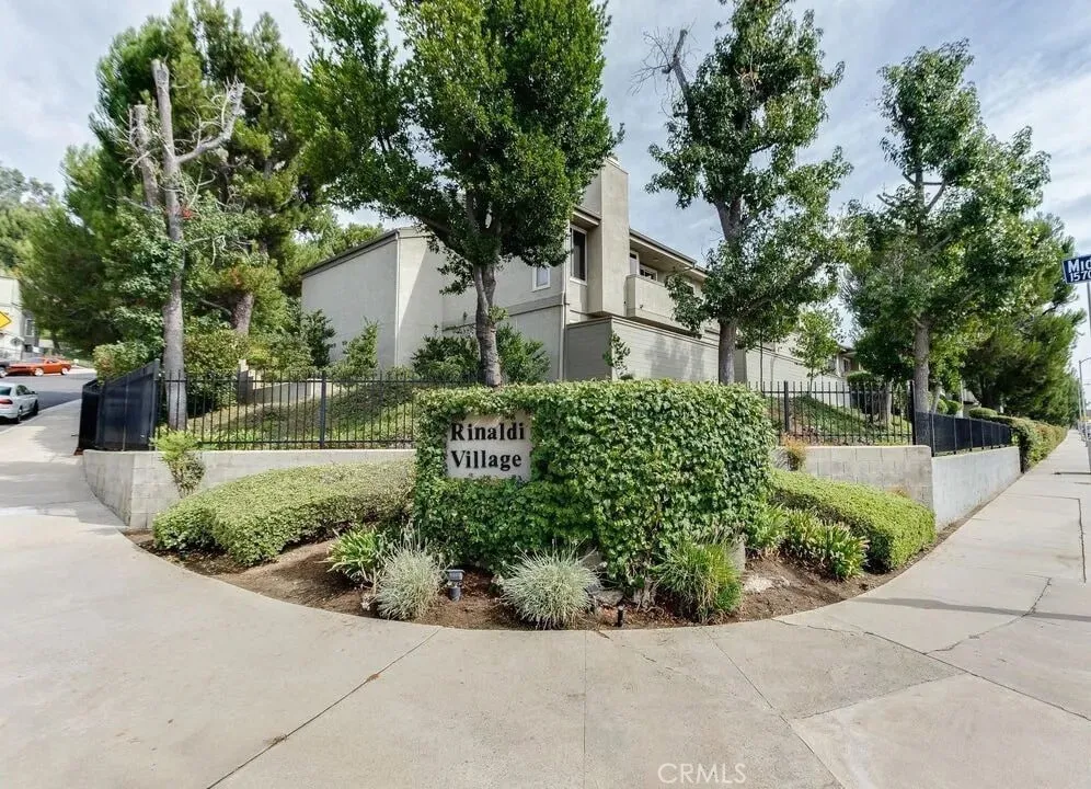 Granada Hills, CA 91344